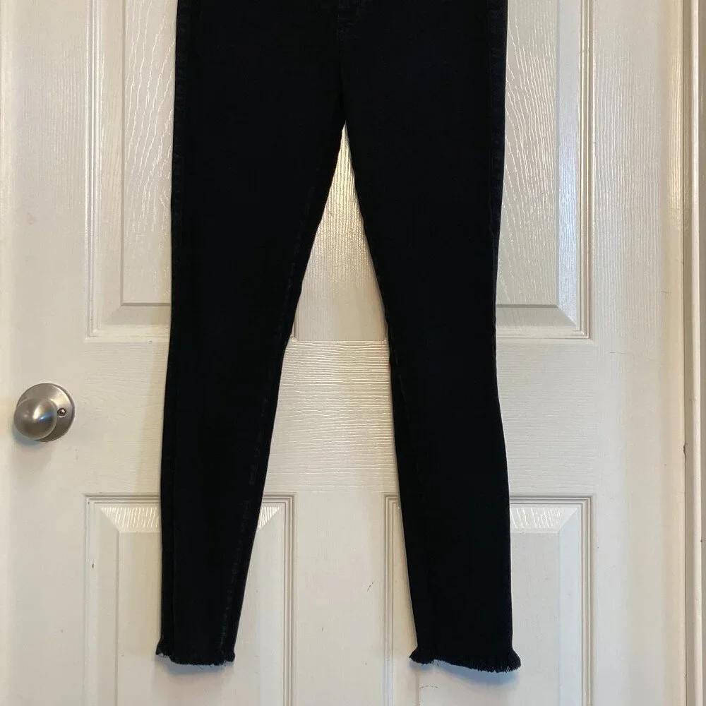 Women's jeans by Paige black sze 27 - Picture 2 of 4